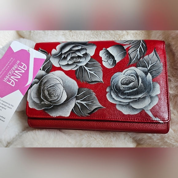 Anna By  Anuschka Hand painted leather Four in one crossbody Color Red